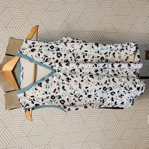 Lady Hagen Sleeveless V-Neck Golf Polo Blue Leopard Print | Women's Size Small